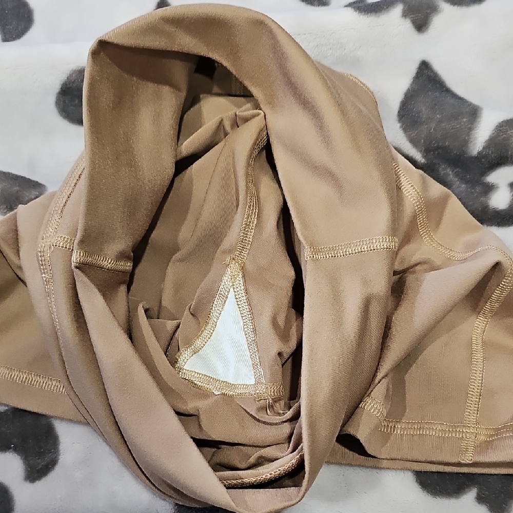 EUC Fleo High Waisted Shorts Small Tan Crossfit Weightlifting - Picture 3 of 5